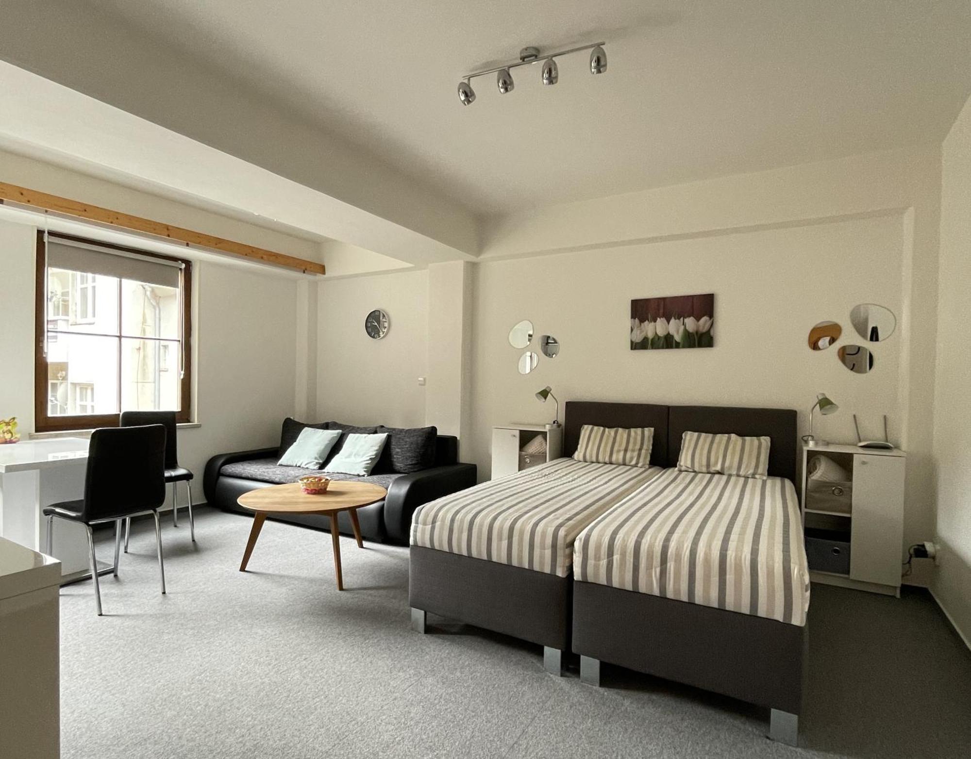 Apartmany U Posty 亚希莫夫 外观 照片